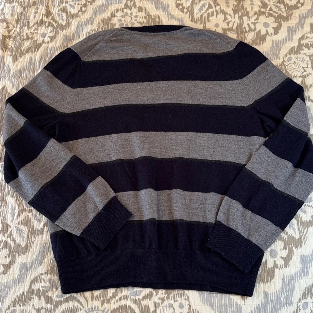 Banana Republic Merino Wool Sweater navy gray men’s size XL